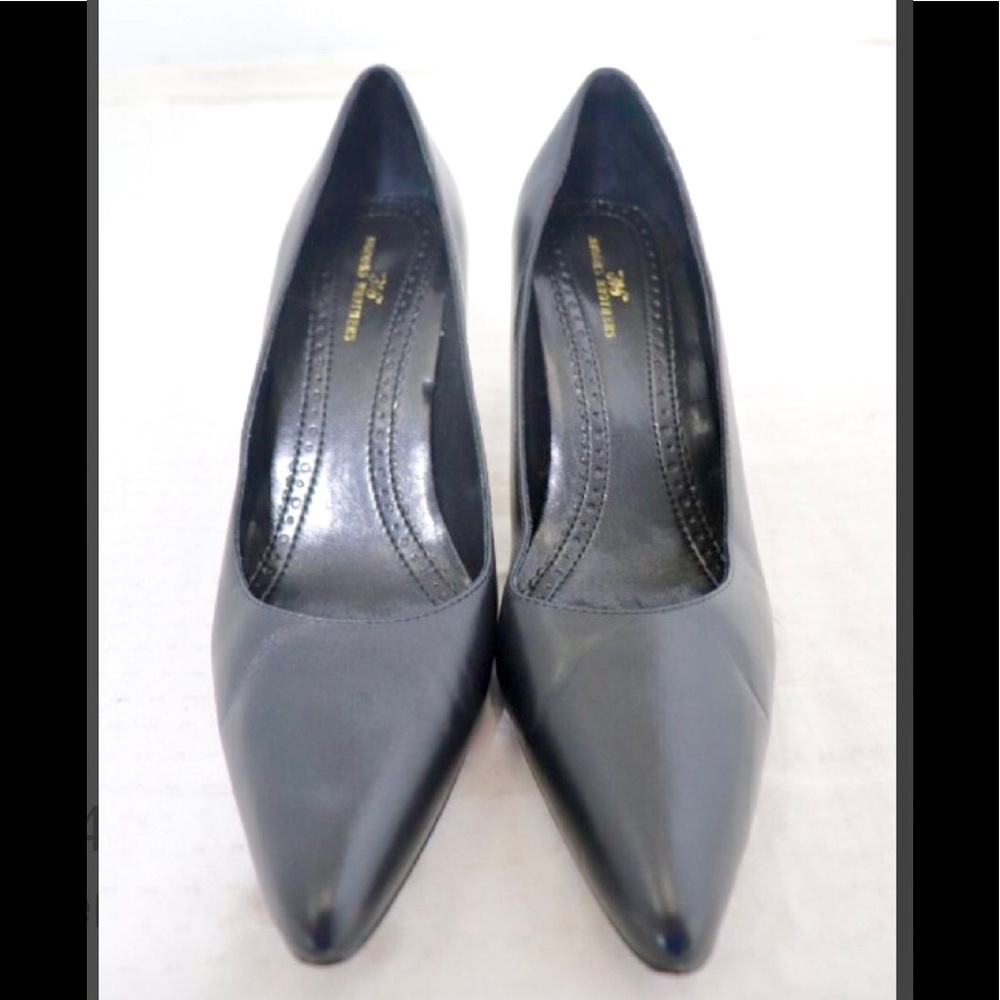 Brooks Brothers 346 Heels: Black, Size 6